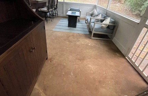 Woodstock House | Entire Home with Bunk Room!