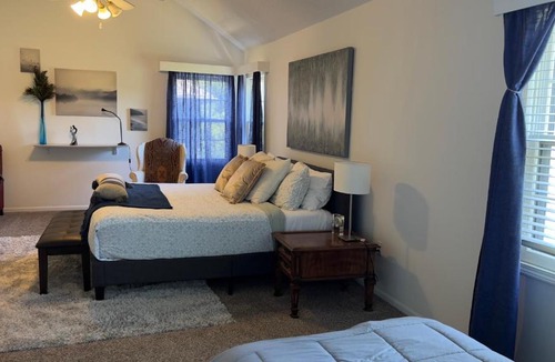 Olathe House | Entire Luxury Private Properties - With High 1Gig internet