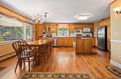 Rangeley House | 🐾Erickson - Spacious and private dog friendly home located on Rangeley Lake