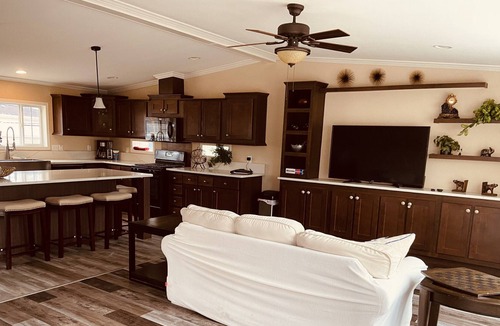 Galloway House | Escape and stay in this luxury home near lake/Fresh air & wildlife-Pet Friendly