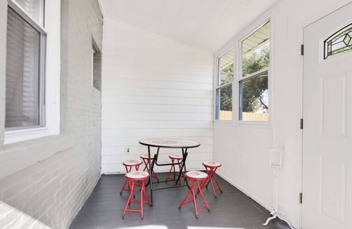 Northeast Kansas City House | European Charm 1870'S Brick House Minutes to Downtown ,