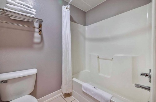 Stuart Hotel | Excellent 1-bedroom hotel in charming Stuart