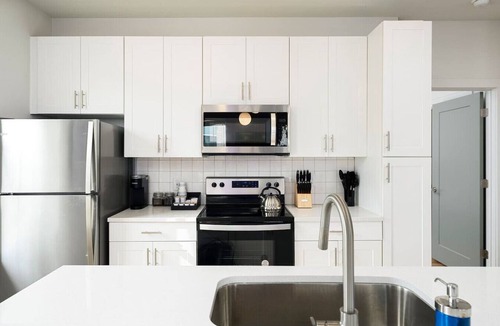 Pflugerville Apartment | Exclusive 1BR Luxe Haven in Ideal Spot!
