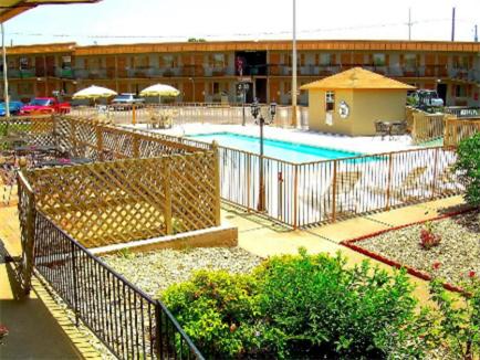 Springdale Hotel | Executive Inn, Springdale
