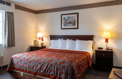 Lufkin Hotel | Executive Inn & Suites Lufkin US 59