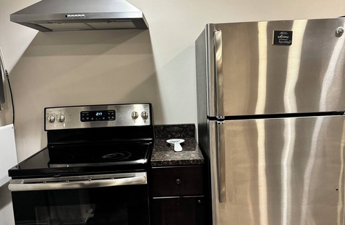 Irving Park House | Experience Luxury and Comfort in Chicago - 4bd/4ba House
