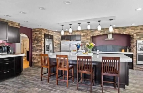 Scottsbluff House | Experience Scottsbluff charm in our spacious 4-bedroom retreat