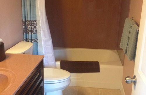Iola Apartment | Experience The Lofts – Amazing View, Modern Comforts, Historical Charm!