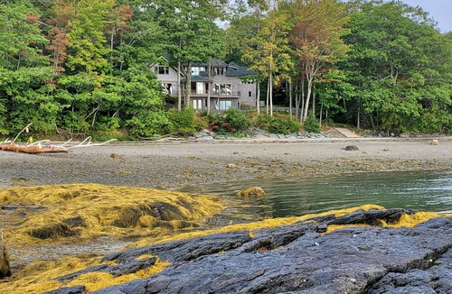 Brooklin House | Experience the magic of this extraordinary oceanfront retreat in Blue Hill.