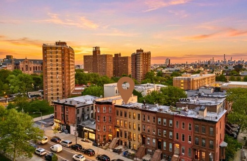Bedford-Stuyvesant Apartment | Explore Brooklyn Stay | 3 Bedrooms + Patio