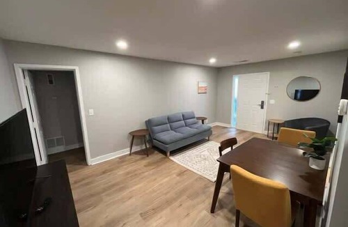 South Central Omaha Apartment | Explore Omaha, Walk to Aksarben Village