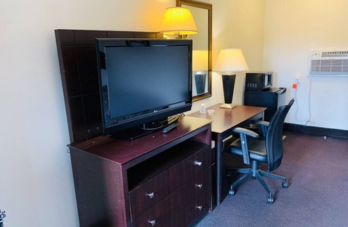 Lakehurst Hotel | Express Inn