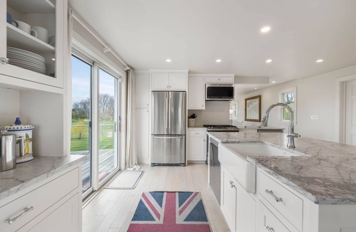 Biddeford Pool House | Exquisite Waterfront Retreat - Lindsay
