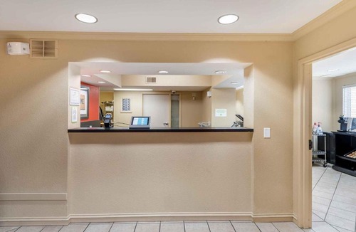 Eden Prairie Hotel | Extended Stay America Suites - Minneapolis - Eden Prairie - Technology Drive