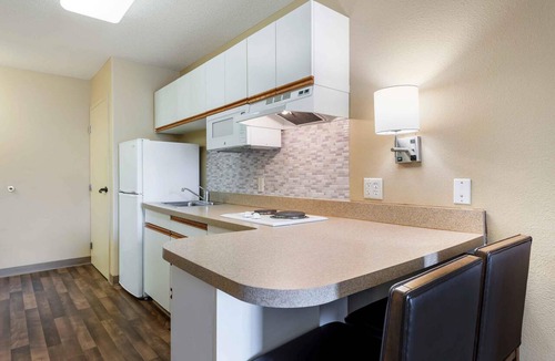 Eden Prairie Hotel | Extended Stay America Suites Eden Prairie Technology Dr