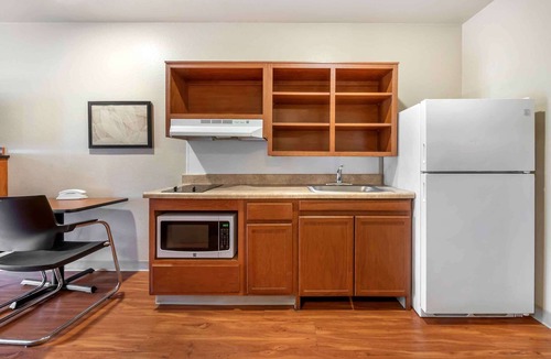Fayetteville Hotel | Extended Stay America Select Suites - Fayetteville - West