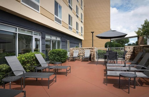Fayetteville Hotel | Fairfield Inn & Suites by Marriott Fayetteville North