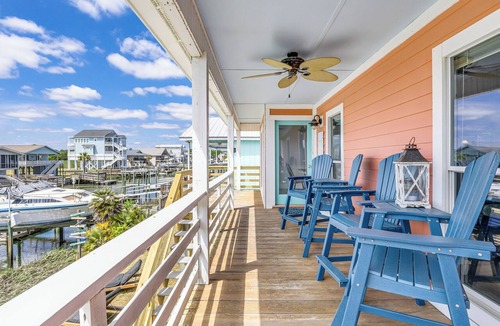 Holden Beach House | Fall Specials! Canalside Retreat, Just a 2 min walk to Beach+Beach Essentials