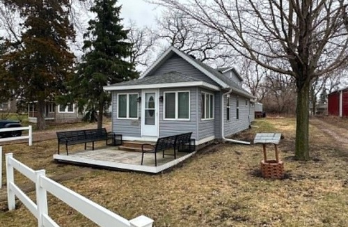 Orleans House | FamFriendly|Full Kitchen|Near Big Spirit Lake