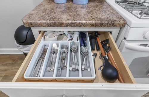 Libertyville House | Families Come Stay DT Libertyville near Naval Base