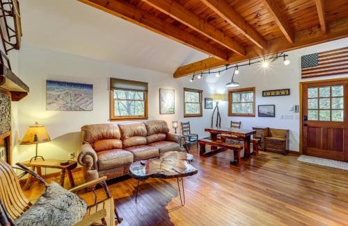 Boone House | Families Welcome! Blue Ridge Cabin w/Fire Pit