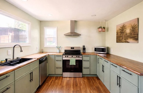 Gaylesville Cabin | Family A-Frame: Fully-Fenced, Hot Tub, Fire Pit