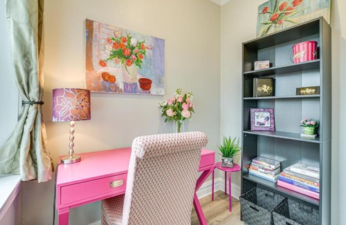 Evanston Apartment | Family Apartment w/Deck + Yard Near Northwestern