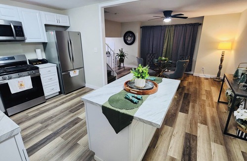 Millville House | Family Friendly 3-bedroom house in Millville perfect for your getaway