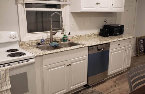 Apex House | Family-Friendly 3BR Escape with Boat & RV Parking