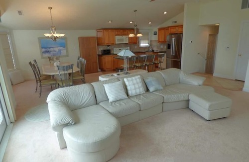 South End House | Family-Friendly Beach Escape in OC’s Peaceful South End!