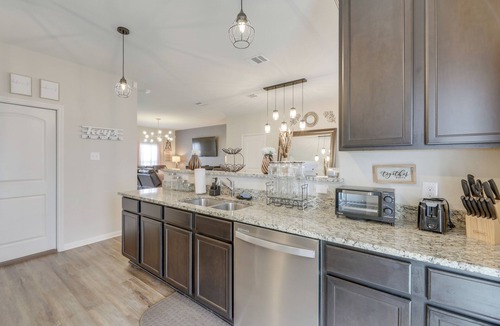 Manor House | Family-Friendly Home in Manor, Near Outdoor Rec