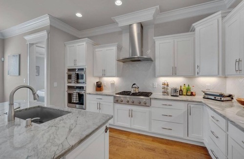 Durham House | Family Fun - Cozy Movie and Game Room - Huge Yard - Pets