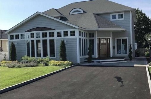 Point Pleasant Beach House | Family Fun Home. 5 Bedroom & Inground Pool ! 4 blocks from the Beach !