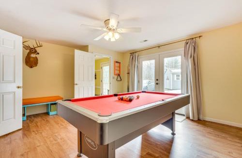 Haywood House | Family Home w/Game Room & Decks in Etlan!