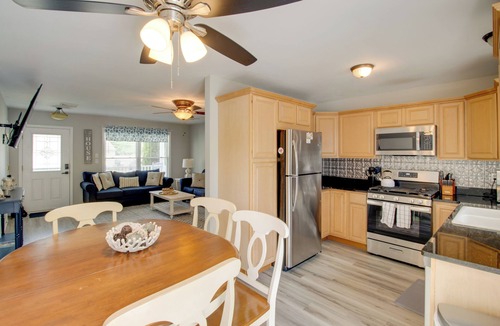 Somers Point House | Family Home w/Pool! 5 Mi to Ocean City Beach