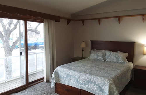 Lake City House | Fantastic Large Home Right On Beautiful Lake Pepin!