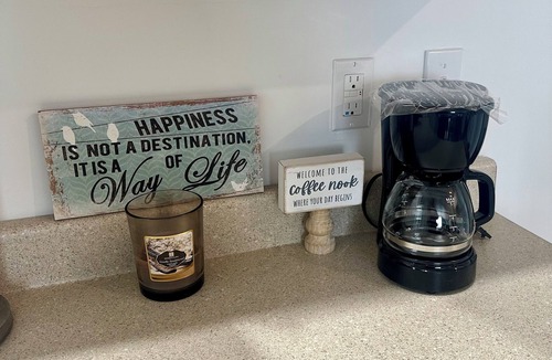 Woolford Apartment | Farmhouse Charm Woolford Studio Apt. w/Amazing Eastern Shore Sunrise & Sunsetsn