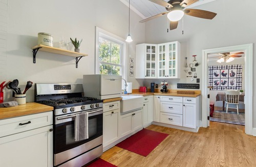 Wrightsboro House | Farmhouse | Deck Space | Close to downtown