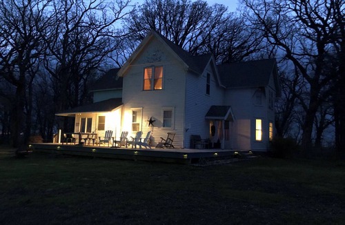 Hope House | Farmhouse just beyond Hope, MN