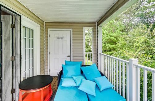 Westover House | Fayetteville Autumn Escape: Lake Views + Home Gym