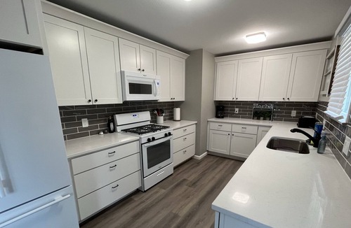 West Des Moines House | Feel at home in these completely remodeled 4 BR, 3 BA homes.