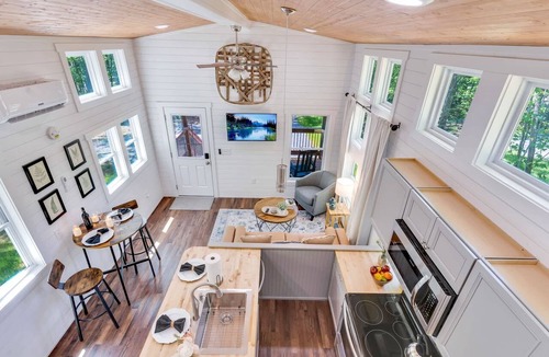 Menlo House | Fern Cottage in Menlo, GA! Surrounded by Nature