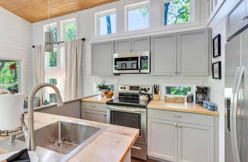 Menlo House | Fern Cottage in Menlo, GA! Surrounded by Nature