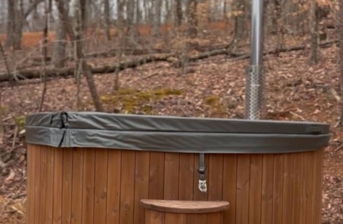 Travelers Rest RV Rental | Field Trip Unit 4 XL Canvas Cabin Family & Dog-Friendly
