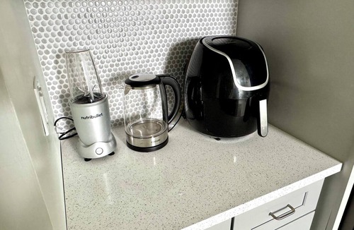 West Side Condo | FIFA World Cup 2026 · Sunny Prewar 1BR · King Bed · Park Views · 30min NYC