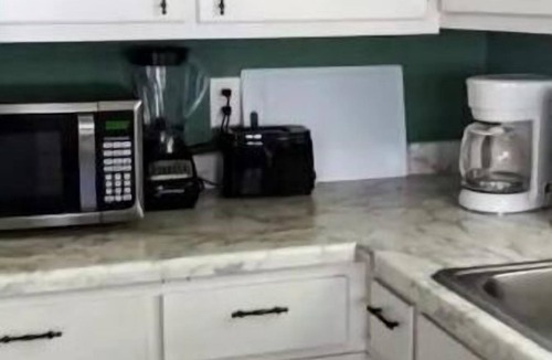 Pierre House | Filmore House - Pet Friendly