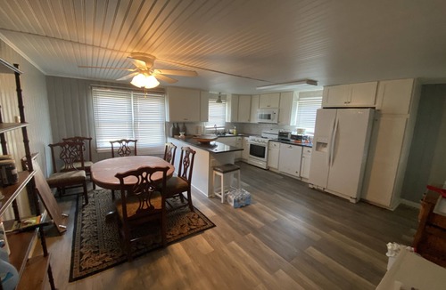 Harkers Island Cottage | Fin's Fish Camp at Harker's Island