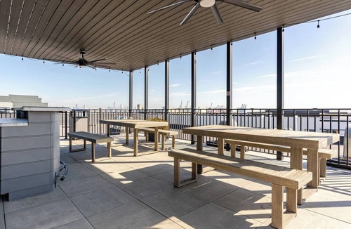 Bayonne Apartment | Finest Bayonne Living Experience l Studio l 20 Mins from NYC l Free Lot Parking
