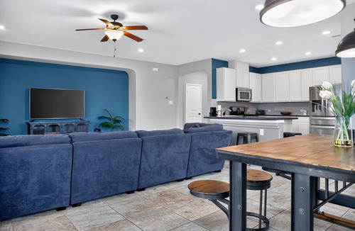 Hutto House | Fire Pit, Game Room, Fenced Yard + Dog Friendly!