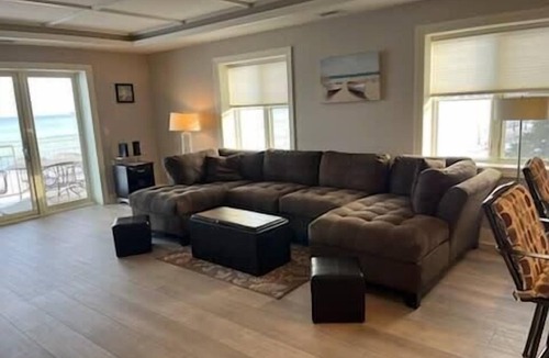 Traverse City Condo | First Class Suite on East Grand Traverse Bay